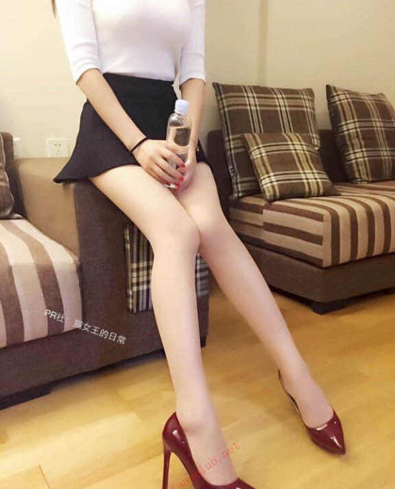 144-猫女王@猫女王的日常91套最全原版图包视频合集